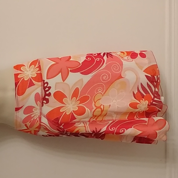 Suzy Shier, Mid-Length Floral Print Sheer Skirt w White Slip - Picture 3 of 3